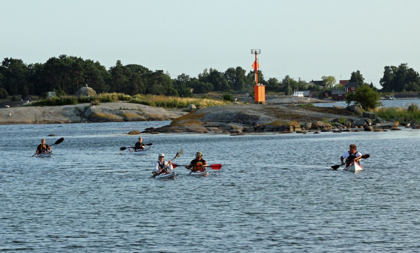 Gänget på väg in.